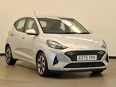 Used Hyundai i10 Advanced 63 HP (46 kW) 2025 Grey Hatchback