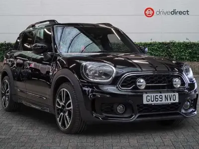 Begagnad Mini Cooper S Countryman Sport 192 HK (141 kW) 2019 Svart SUV