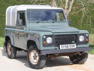 Used Land Rover Defender 2008 Keswick green Pickup