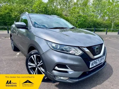 Second-hand Nissan Qashqai N-Connecta 2017 Gri SUV