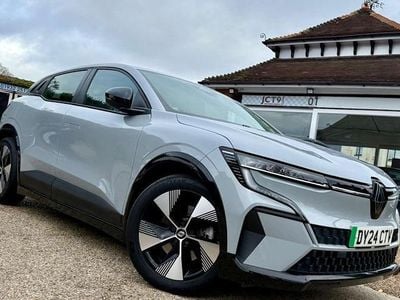 Used Renault Megane E-Tech Equilibre 160 kW (218 HP) 2023 Hatchback