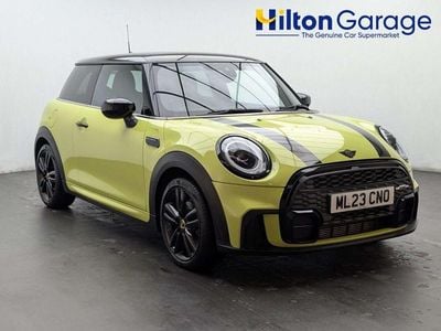 Used Mini Cooper Hatch 136 HP (100 kW) 2023 Yellow Hatchback