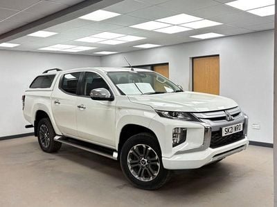 Begagnad Mitsubishi L200 150 HK (110 kW) 2021 Vit Pickup