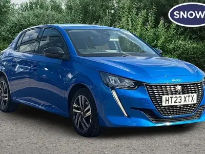 Used Peugeot 208 Allure+ 102 HP (75 kW) 2023 Blue Hatchback