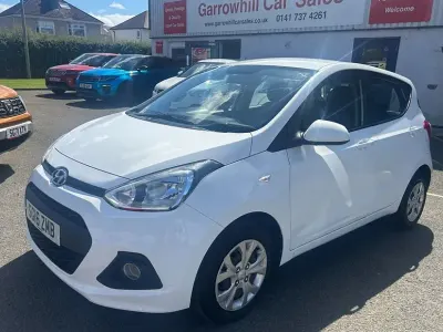 Used Hyundai i10 SE 67 HP (49 kW) 2016 White Hatchback
