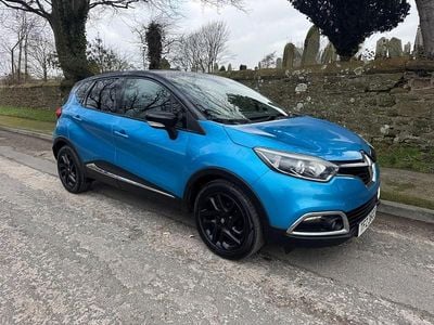 Used Renault Captur Dynamique 90 HP (66 kW) 2014 Blue SUV