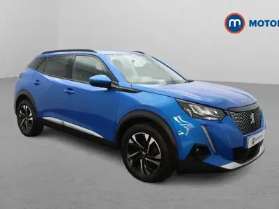 Usado Peugeot 2008 Allure Premium 131 CV (96 kW) 2022 SUV