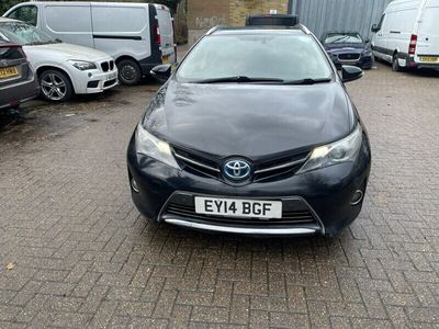 used Toyota Auris Hybrid 