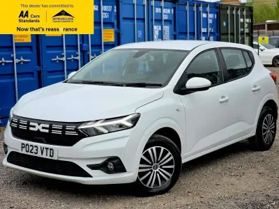 Used Dacia Sandero Expression 2023 White Hatchback