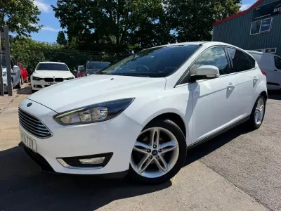 Used Ford Focus Titanium 2015 White Hatchback