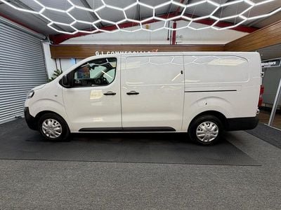 Used Vauxhall Vivaro Edition 100 HP (73 kW) 2019 White MPV