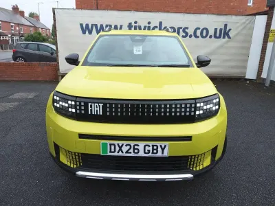 New Fiat Grande Panda La Prima 81 kW (111 HP) 2026 Yellow Hatchback