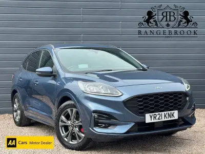 Usado Ford Kuga ST-Line 120 CV (88 kW) 2021 Azul SUV