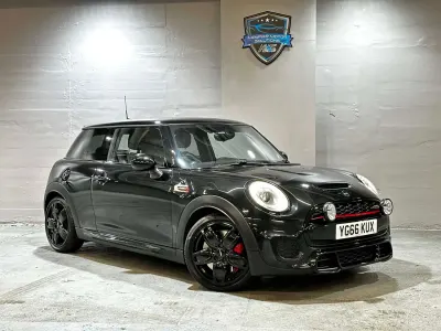 Używany Mini John Cooper Works Hatch 2016 Czarny Hatchback