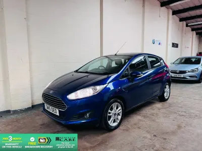 Used Ford Fiesta Zetec 2015 Blue Hatchback