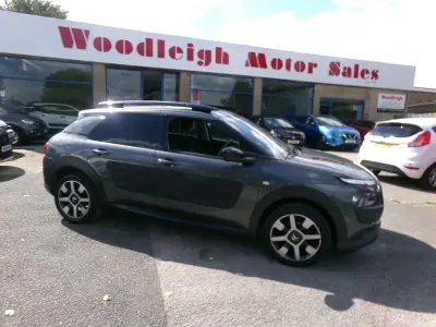 Used Citroën C4 Cactus Flair 108 HP (79 kW) 2016 Grey Hatchback