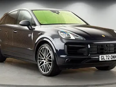 Usado Porsche Cayenne E-Hybrid Coupe Platinum Edition 462 CV (339 kW) 2022 Coupe