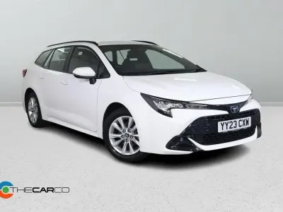 Usado Toyota Corolla 2023 Branco Carrinha