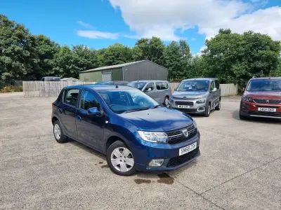 Used Dacia Sandero Comfort 88 HP (64 kW) 2018 Blue Hatchback