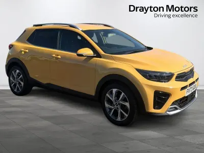 Used Kia Stonic GT-Line 99 HP (72 kW) 2023 Yellow SUV