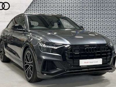 used Audi Q8 MY23.5 Black Edition 55 TFSI quattro 340 PS tiptronic