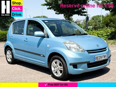 Used Daihatsu Sirion 69 HP (50 kW) 2009 Blue Hatchback