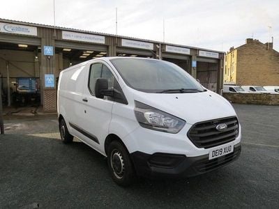 White Used 2019 Ford Transit Custom Van | £12,250 (Super price)