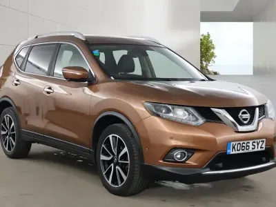 Used Nissan X-Trail Tekna 130 HP (95 kW) 2017 Orange SUV