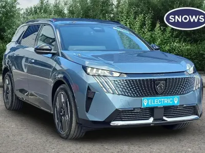 Used Peugeot 5008 GT 156 kW (213 HP) 2024 Blue SUV