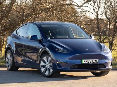 Blue Used 2022 Tesla Model Y Long Range AWD SUV | £24,998 (Fair price)