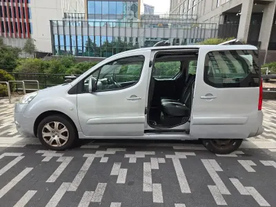 Used Peugeot Partner Tepee 2009 Silver MPV