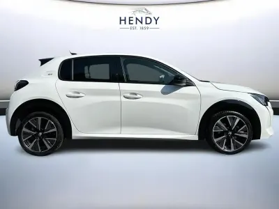 Used Peugeot 208 GT 99 HP (72 kW) 2023 White Hatchback