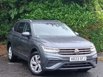 Used VW Tiguan Allspace Life 150 HP (110 kW) 2023 Grey SUV