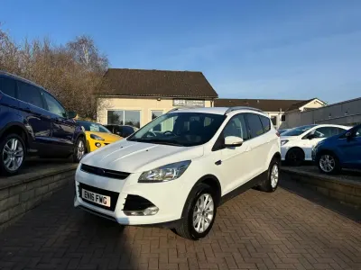Used Ford Kuga Titanium 180 HP (132 kW) 2016 White SUV