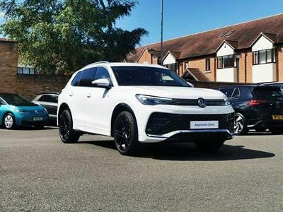 Used VW Tiguan R-line 150 HP (110 kW) 2025 Pure white SUV