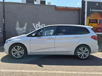 Used BMW 218 Sport Line 2016 White MPV