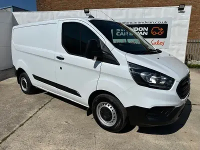 Used Ford Transit Custom 105 HP (77 kW) 2022 White Van