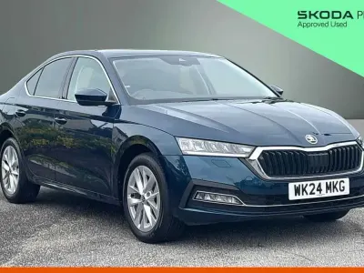 Used Skoda Octavia SE L 147 HP (108 kW) 2024 Petrol blue metallic Hatchback