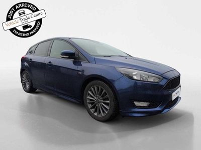 Used Ford Focus ST-Line 120 HP (88 kW) 2017 Blue Hatchback