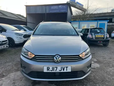 Used VW Golf Sportsvan SE 125 HP (91 kW) 2017 Silver MPV