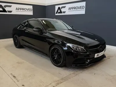 Begagnad Mercedes C63 AMG AMG 650 HK (478 kW) 2017 Svart Sportkupé
