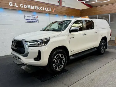 Used Toyota HiLux 150 HP (110 kW) 2022 White Pickup