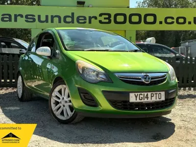 Used Vauxhall Corsa 83 HP (61 kW) 2014 Green Hatchback