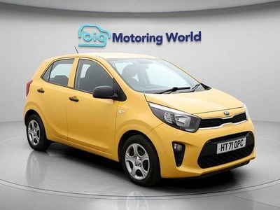 Used Kia Picanto 66 HP (48 kW) 2022 Yellow Hatchback