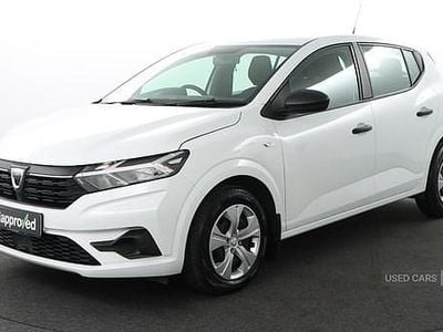 Used Dacia Sandero Essentiel 91 HP (66 kW) 2022 White Hatchback