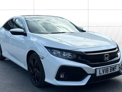 Używany Honda Civic EX 129 KM (94 kW) 2018 Biały Hatchback