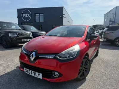 Used Renault Clio Dynamique 90 HP (66 kW) 2014 Red Hatchback