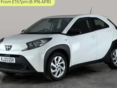 Used Toyota Aygo X PURE 72 HP (52 kW) 2025 SUV