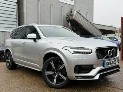 Usado Volvo XC90 R-Design 235 CV (172 kW) 2016 Plateado SUV