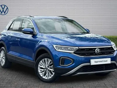 Używany VW T-Roc Life 150 KM (110 kW) 2022 Niebieski SUV